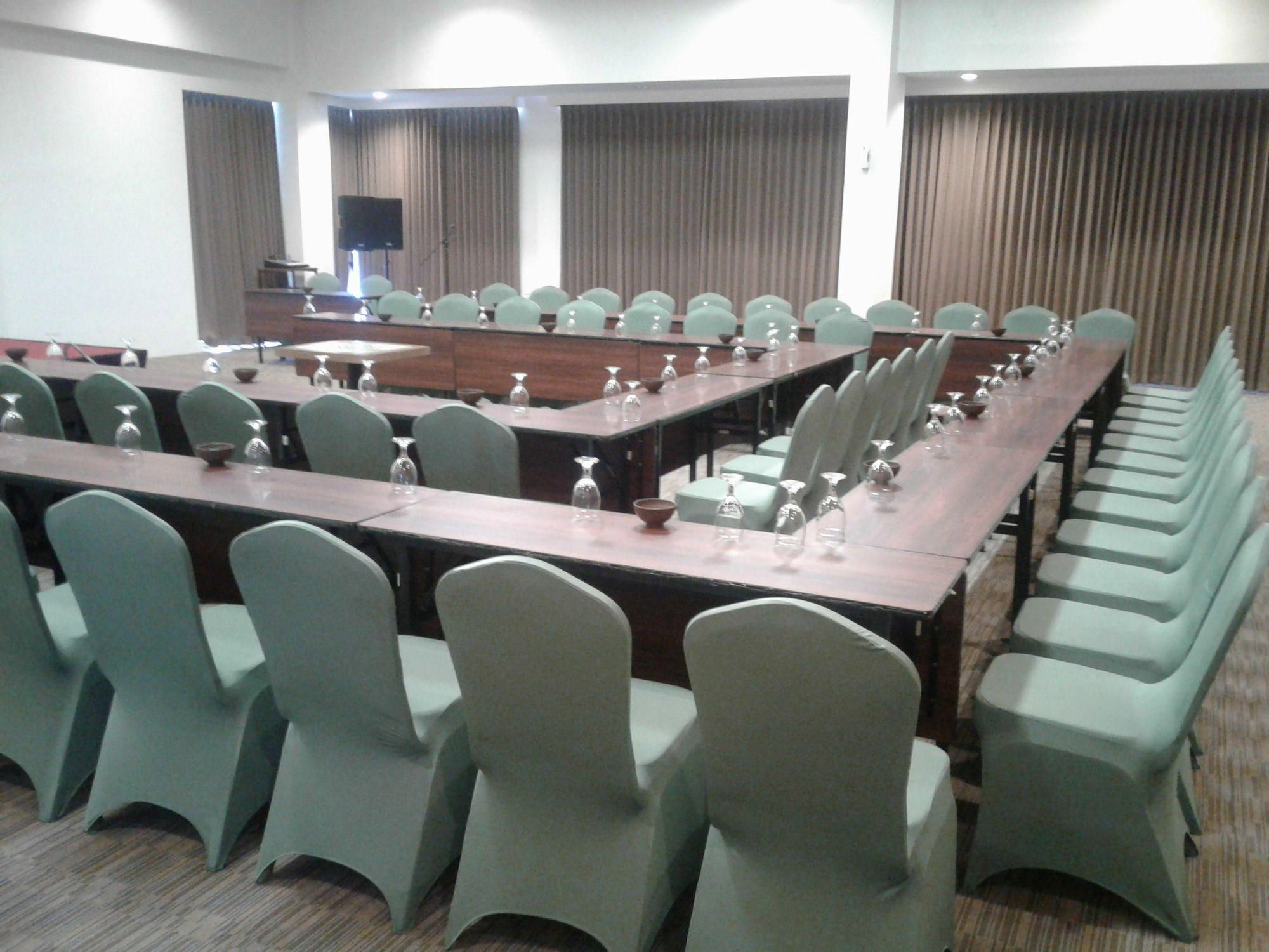 โรงแรมโอปี อินดะห์ ปาเลมบัง ภายนอก รูปภาพ